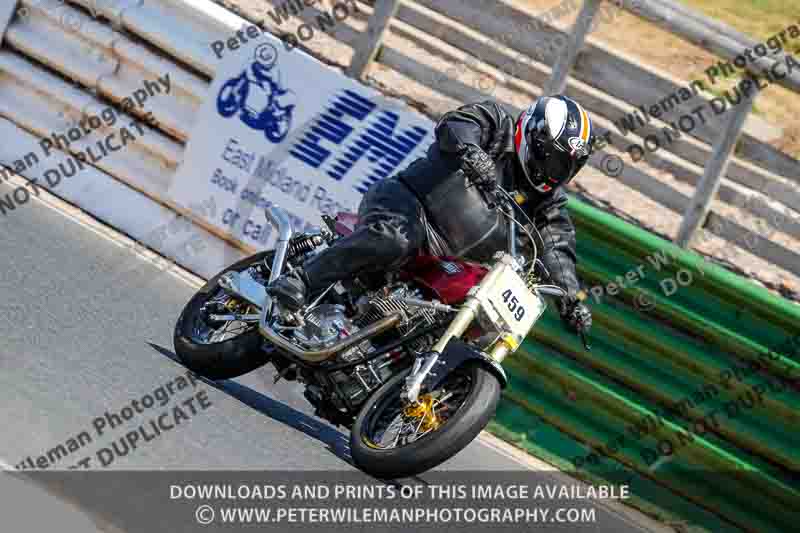 Vintage motorcycle club;eventdigitalimages;mallory park;mallory park trackday photographs;no limits trackdays;peter wileman photography;trackday digital images;trackday photos;vmcc festival 1000 bikes photographs